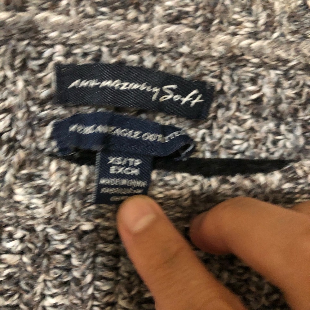 Sweater - Picture 2 of 4